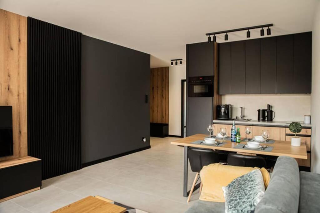Apartament Twierdza Z Widokiem Na Jezioro Оструда Экстерьер фото