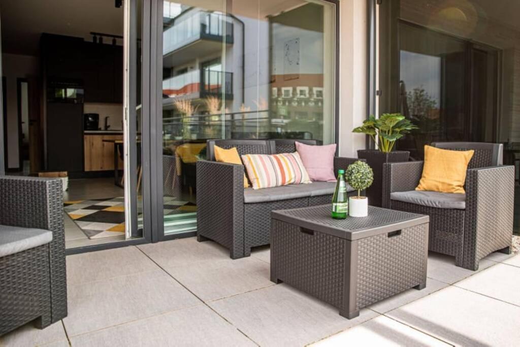 Apartament Twierdza Z Widokiem Na Jezioro Оструда Экстерьер фото